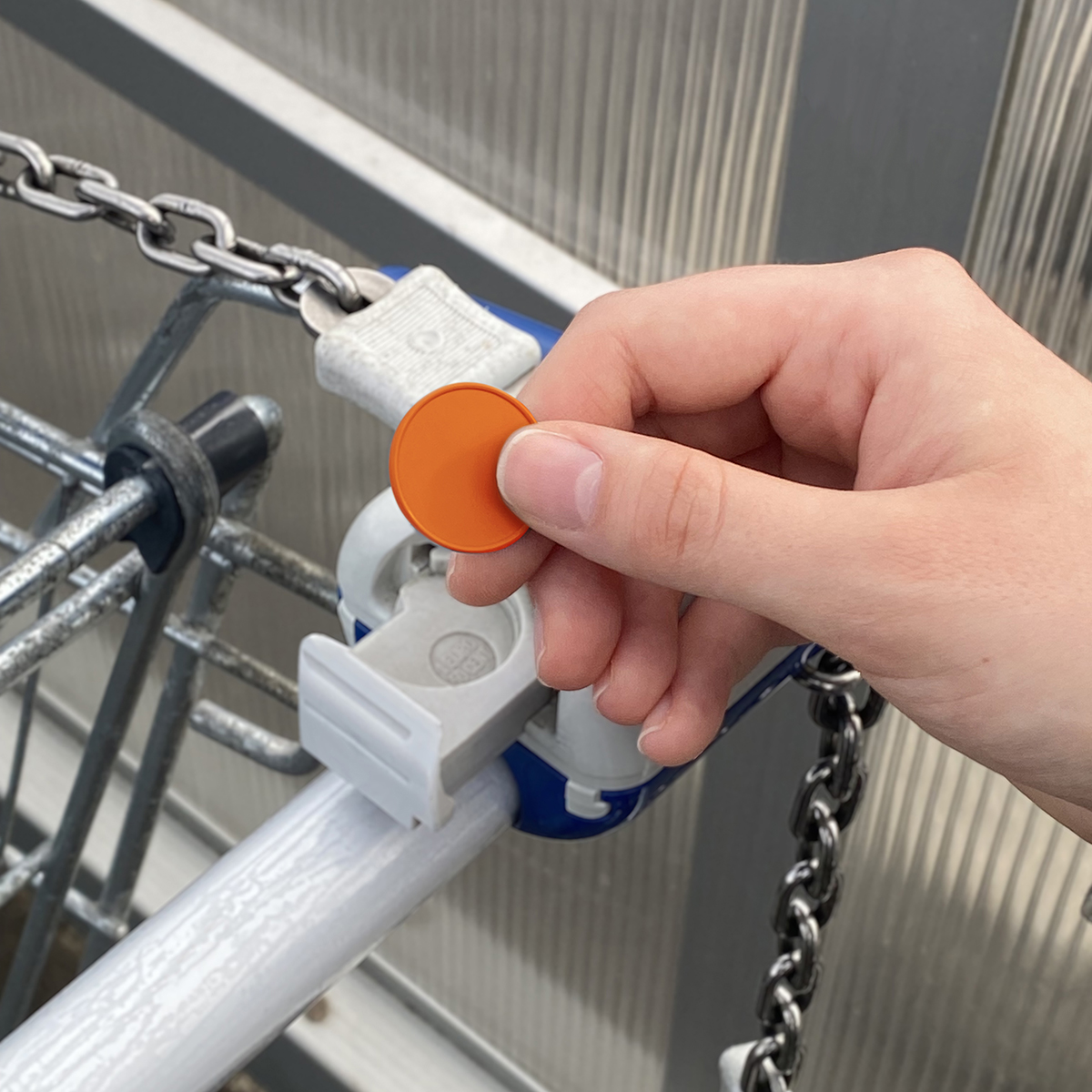 Chiphalter mit 1€-Chip "Gesicht" als Werbeartikel mit Logo bedrucken